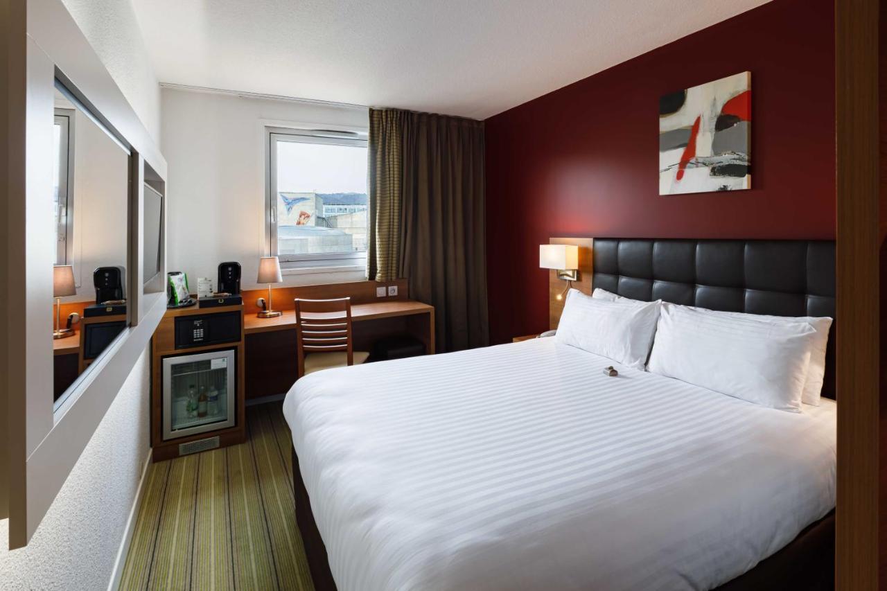 Holiday Inn Clermont Ferrand Centre By Ihg Exterior photo