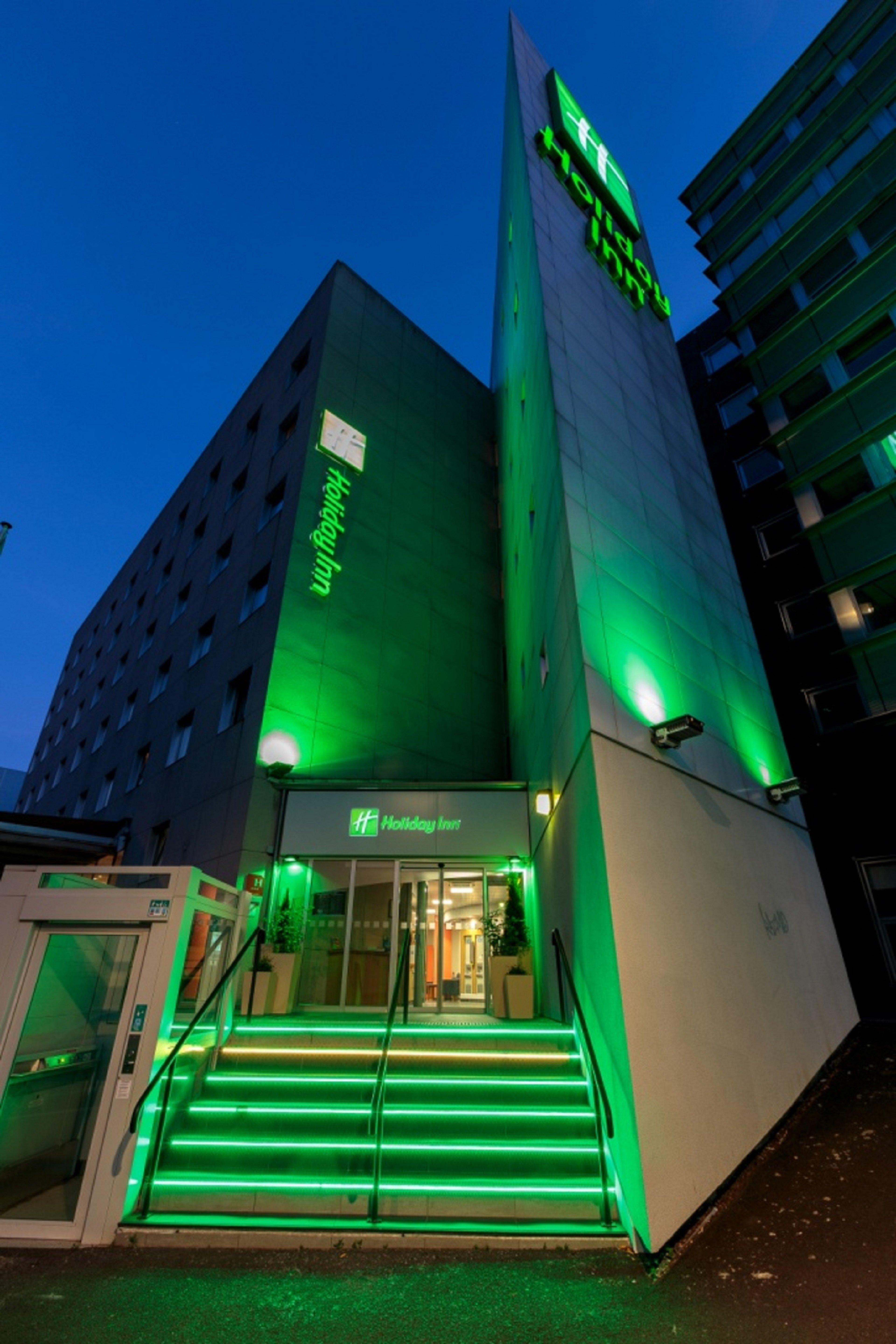Holiday Inn Clermont Ferrand Centre By Ihg Exterior photo
