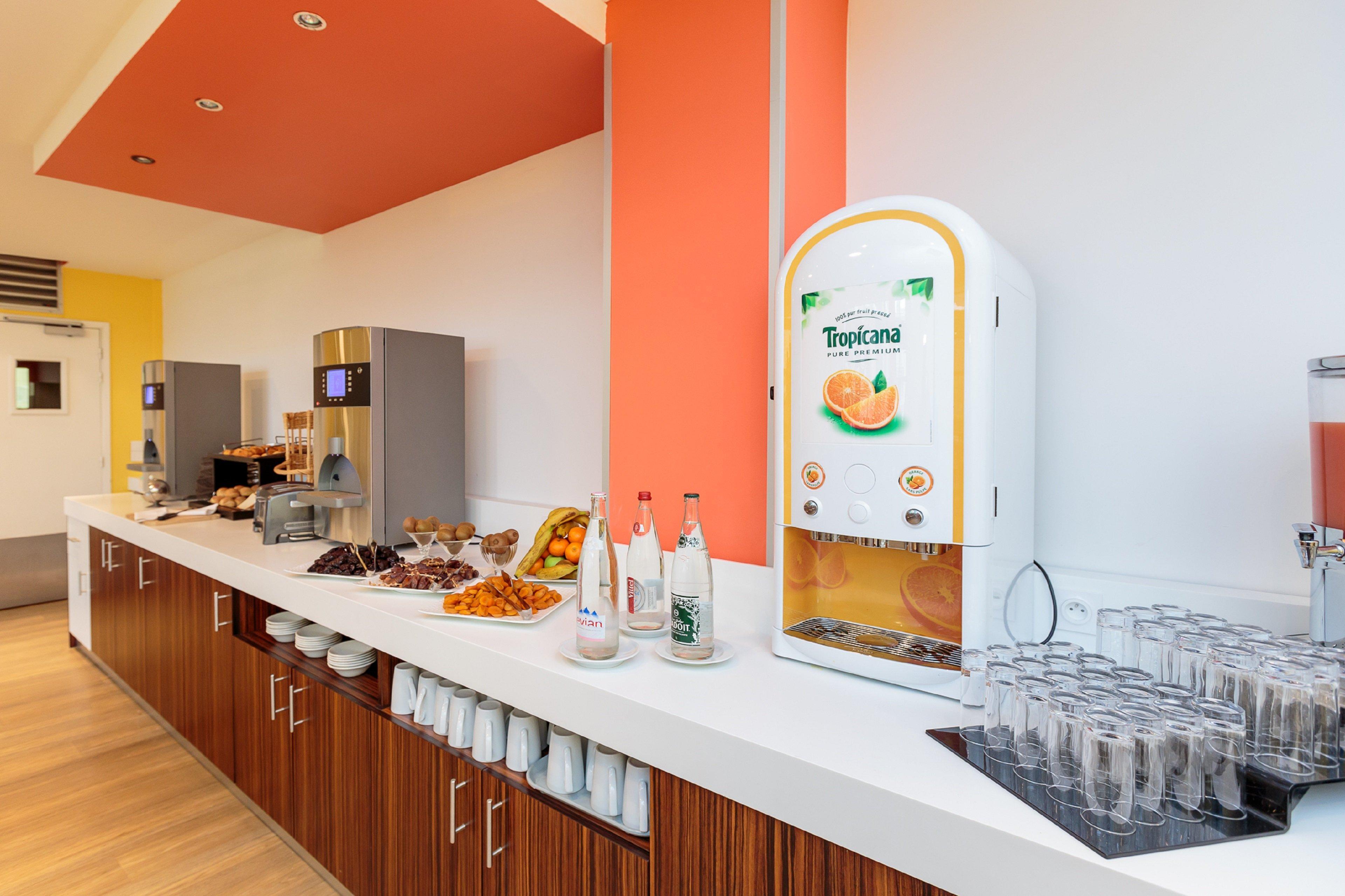 Holiday Inn Clermont Ferrand Centre By Ihg Exterior photo