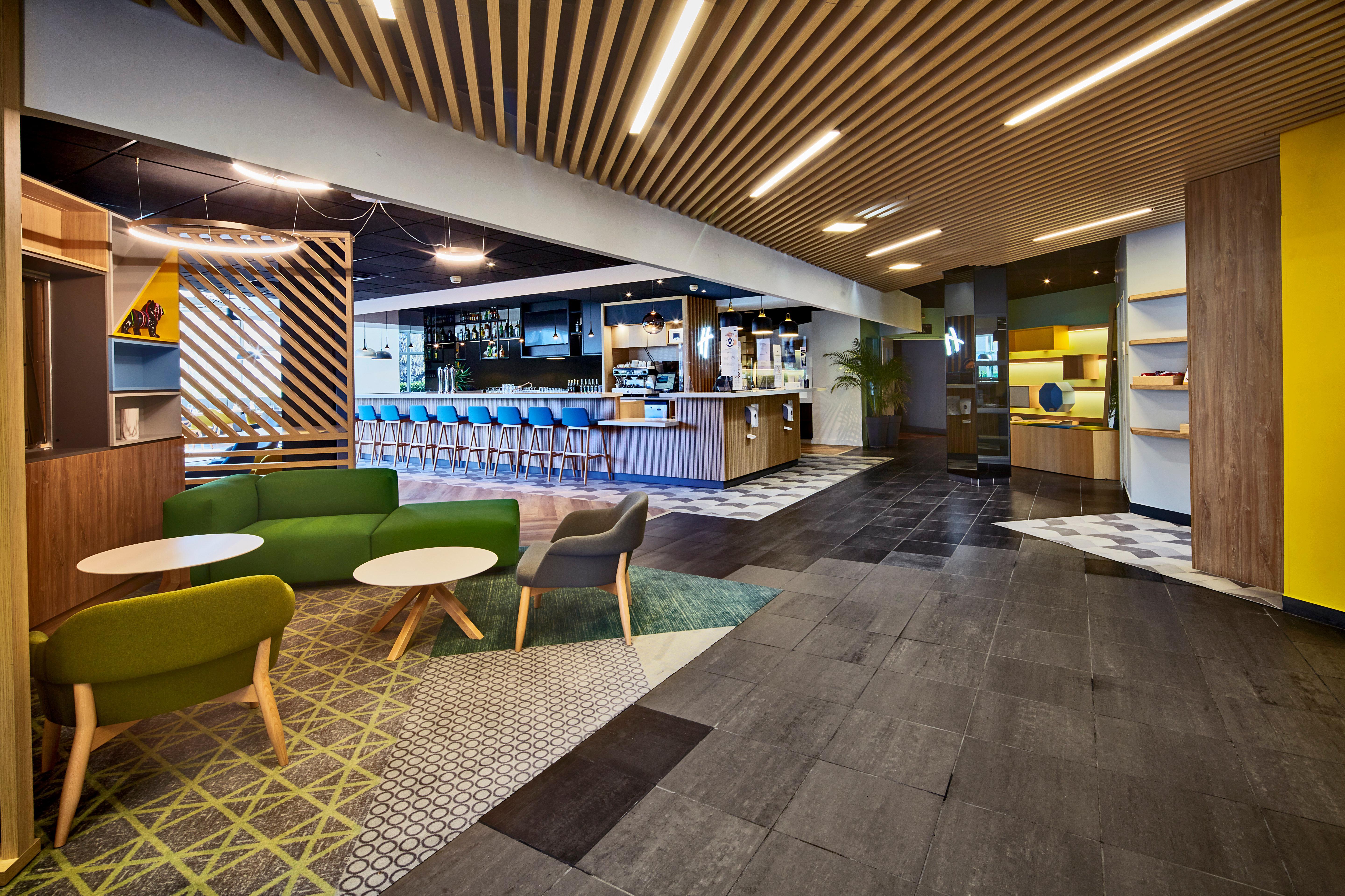 Holiday Inn Clermont Ferrand Centre By Ihg Exterior photo