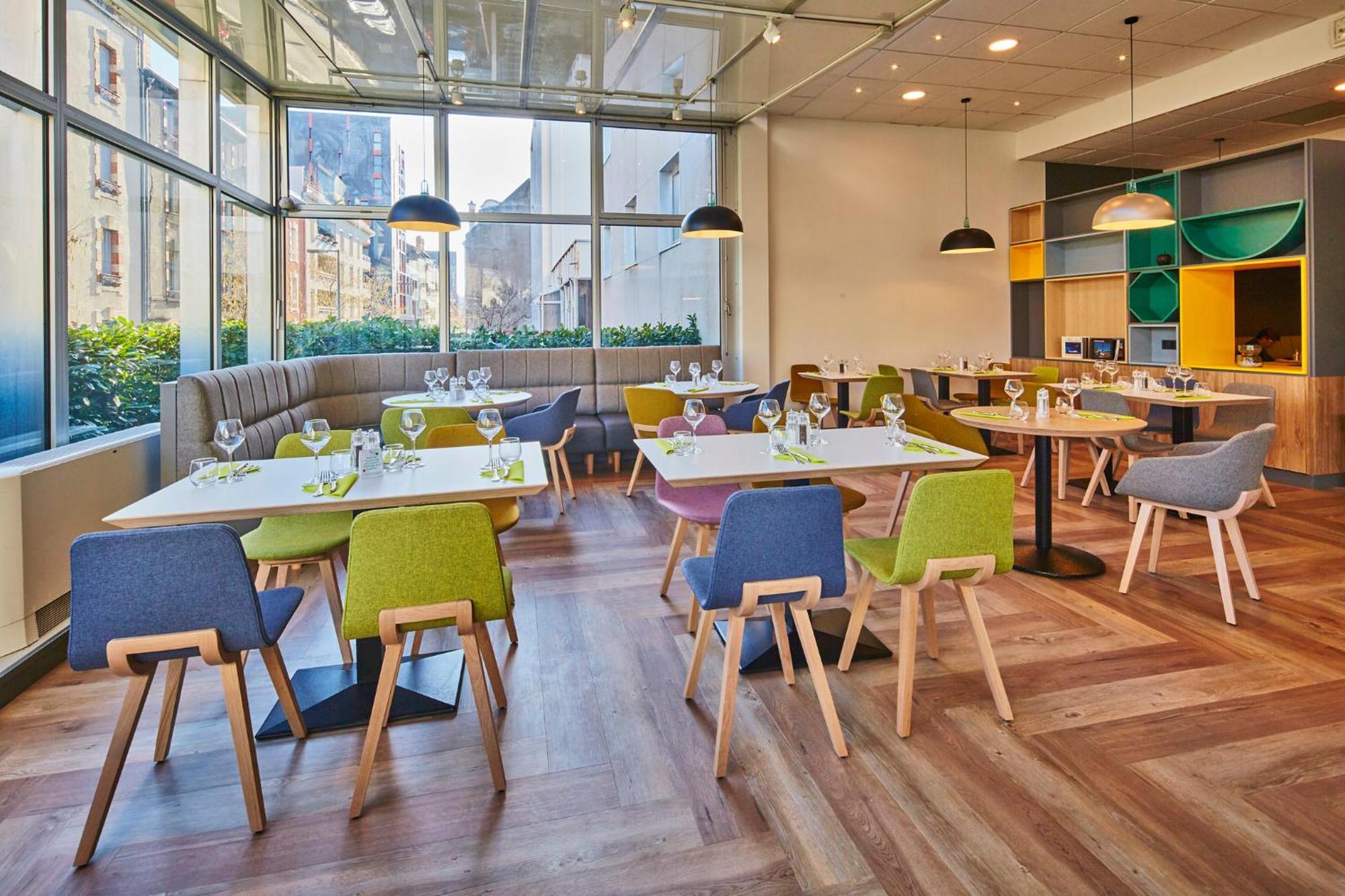 Holiday Inn Clermont Ferrand Centre By Ihg Exterior photo